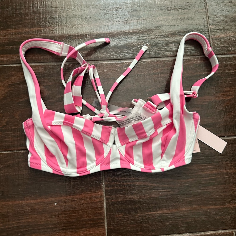 Cute Swimming suit top